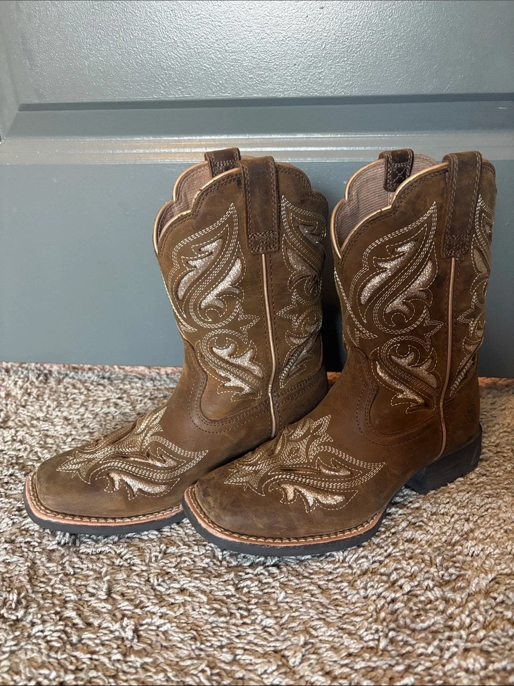 Brown Embroidered Western Cowboy Boots